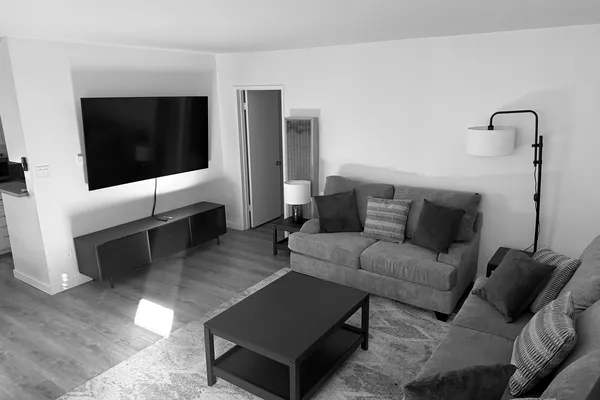 Blackburn Sober Apartments in West Los Angeles, photo 3