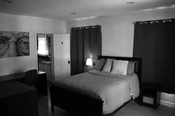 Blackburn Recovery sober living home in Cheviot Hills, photo 15