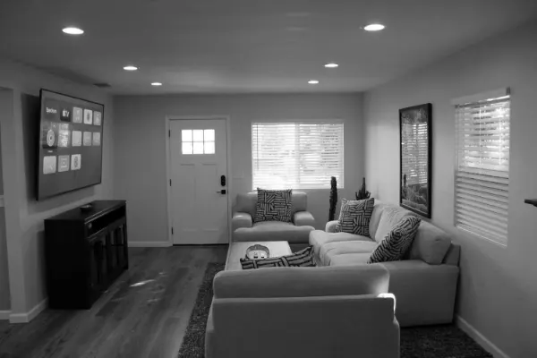 Blackburn Recovery sober living home in Mar Vista, photo 6