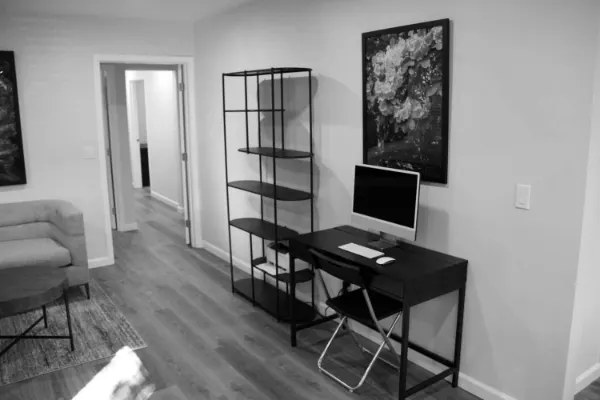 Blackburn Recovery sober living home in Mar Vista, photo 9