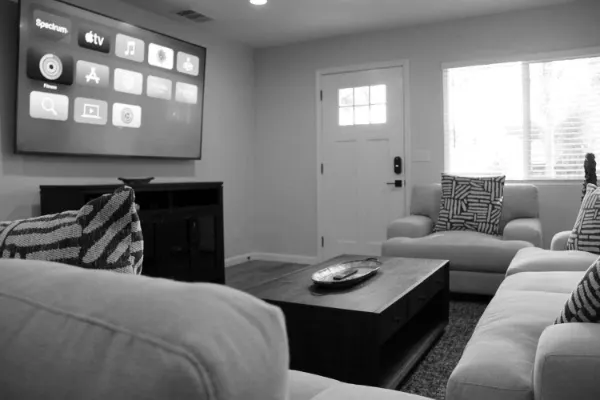 Blackburn Recovery sober living home in Mar Vista, photo 16