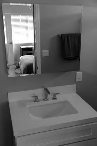 Blackburn Recovery sober living home in Mar Vista, photo 25