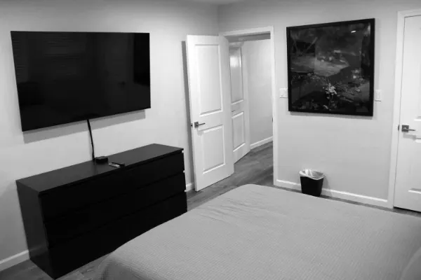 Blackburn Recovery sober living home in Mar Vista, photo 27