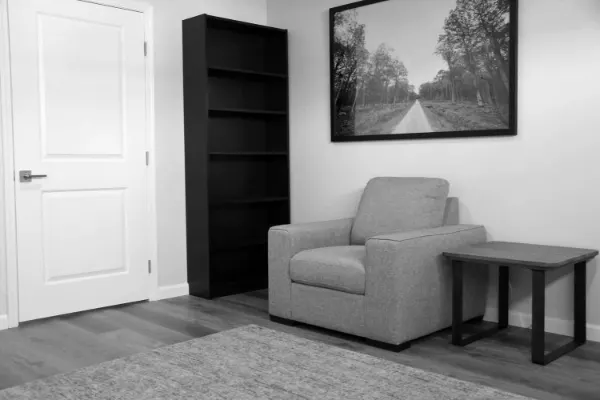 Blackburn Recovery sober living home in Mar Vista, photo 53