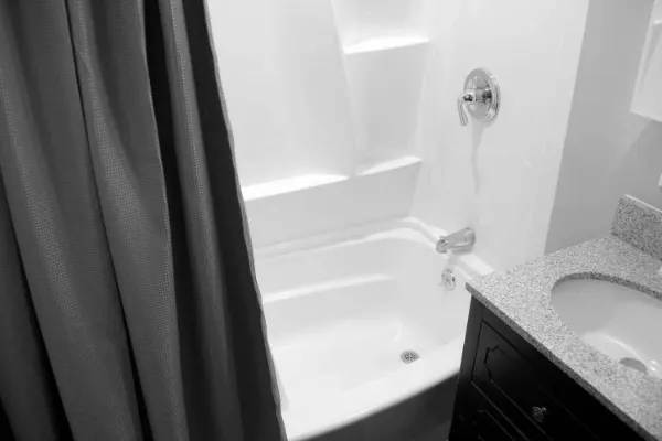 Blackburn Recovery sober living home in Mar Vista, photo 56